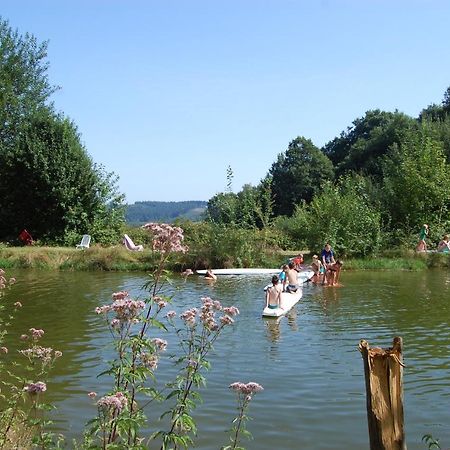 Camping La Foret Du Morvan Vintage Caravan Larochemillay Екстер'єр фото