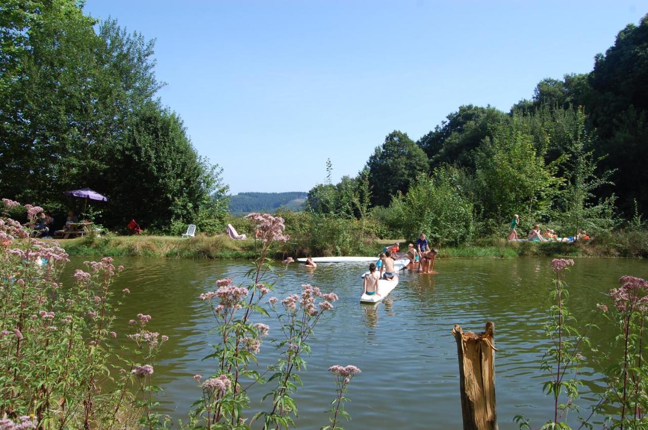 Camping La Foret Du Morvan Vintage Caravan Larochemillay Екстер'єр фото